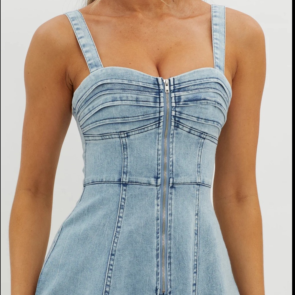 Selfie Leslie | Emilio Pleated Bust A-Line Midi Dress Denim Blue